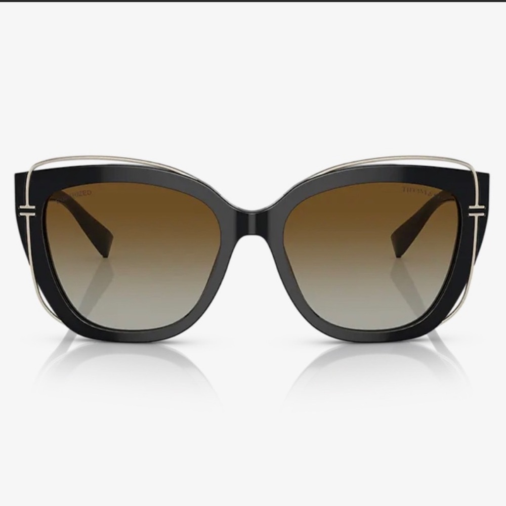 NWOT/perfect cond Tiffany&Co Sunglasses TF4148 Cat Eye shape in Black & gold 😍